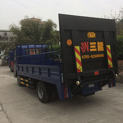 卡車升降尾板，提高運(yùn)輸效率與安全性的關(guān)鍵工具